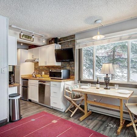 Petite Remodeled Corner Unit With Lots Of Light, Onsite Hot Tubs, Walk To Town Pm4A Apartment Breckenridge Exterior photo